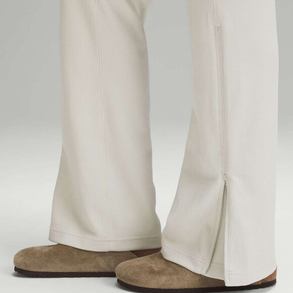 Lululemon Athletica Cream Pants - Picture 3 of 7